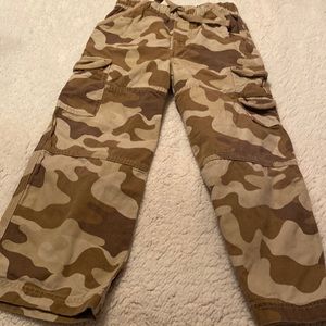 The Kids Source Camo Cargo/Hunting Pants Size 7
